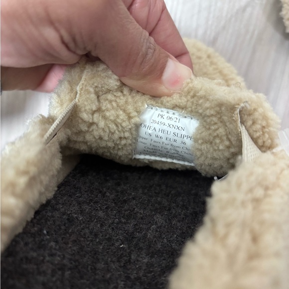 OluKai Nohea Heu Slipper - Sandbar - Picture 4 of 7